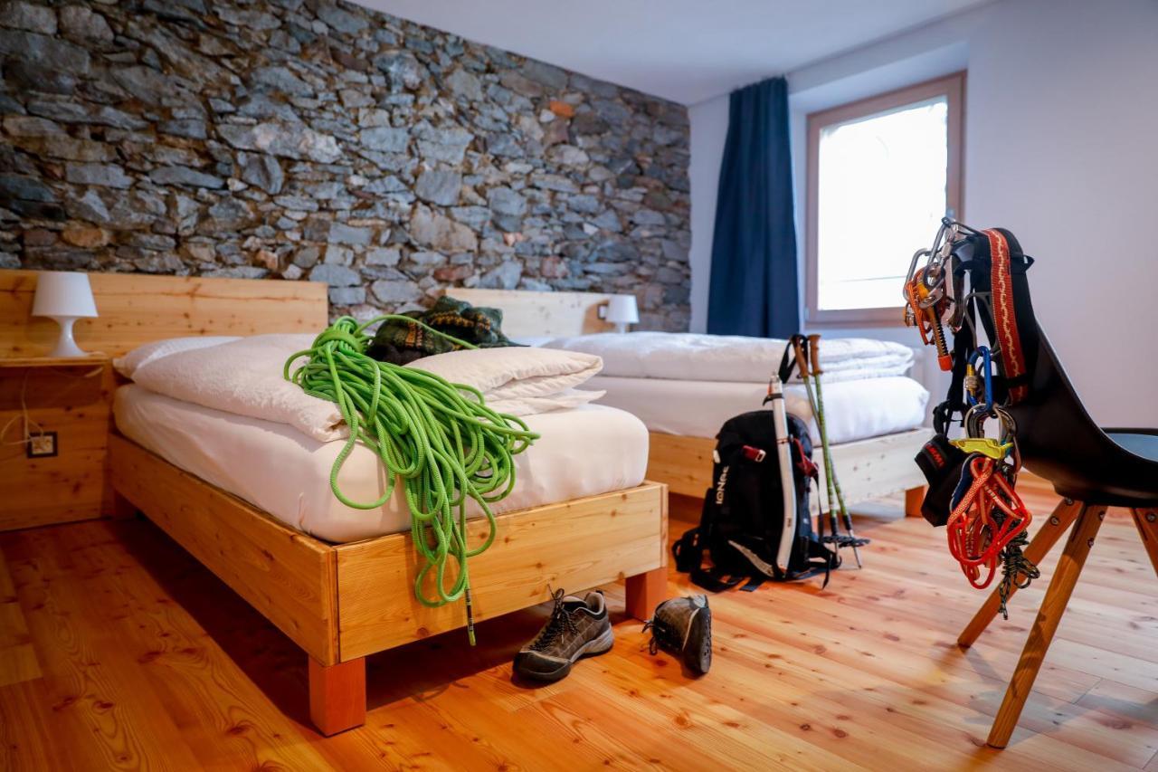 Bed&Bike Tremola San Gottardo Hotel Airolo Exterior foto