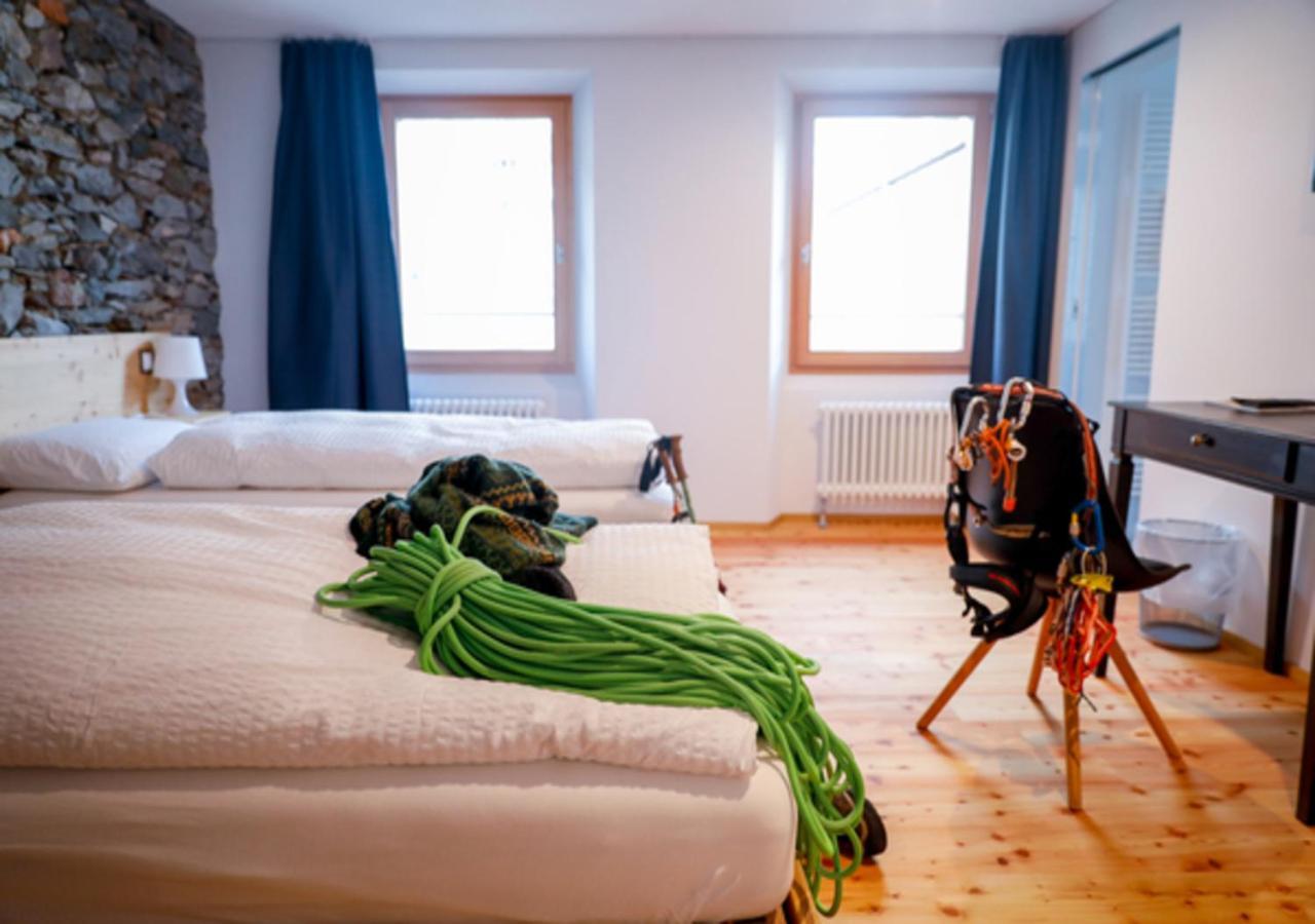 Bed&Bike Tremola San Gottardo Hotel Airolo Exterior foto